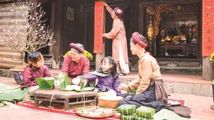 Khách nợ mùa xuân
