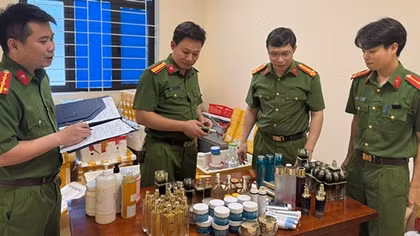 Thu hồi hàng nghìn tỷ đồng tiền vi phạm, đảm bảo minh bạch thị trường thuốc, thực phẩm chức năng, mỹ phẩm…