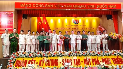 Nâng cao chất lượng dịch vụ y tế và chăm sóc sức khỏe CBCS và người dân