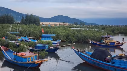 Bão Bualoi di chuyển nhanh, yêu cầu không để bất ngờ, bị động