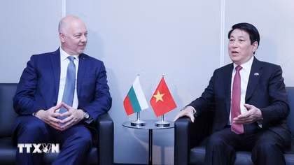 Chủ tịch nước gặp gỡ, tiếp xúc với Lãnh đạo Bulgaria và Bồ Đào Nha
