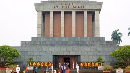 Sở Xây dựng hướng dẫn giao thông và thông báo điểm đỗ xe vào Lăng viếng Bác