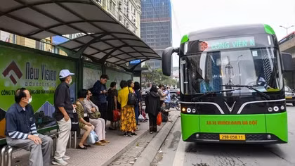 Xe buýt Hà Nội: Hợp lý hoá luồng tuyến, nâng cao chất lượng phục vụ người dân mỗi ngày