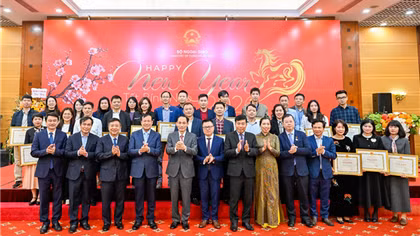 Tri ân đóng góp của đội ngũ báo chí trong công tác thông tin, tuyên truyền đối ngoại