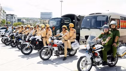 Hơn 1.000 người tuần hành hưởng ứng Tháng hành động phòng, chống ma túy