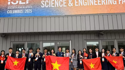 Học sinh Việt Nam lập kỷ lục tại Hội thi Khoa học kỹ thuật quốc tế 2025