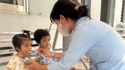 Tiền Giang thông tin về trường hợp hai bé gái bị bỏ rơi