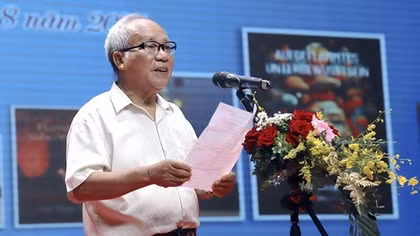 Thơ Trần Nhuận Minh: Bội số chung của số phận con người
