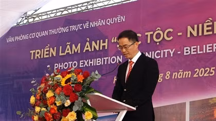 Triển lãm “Sắc tộc – Niềm tin và Di sản”