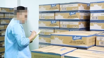 Truy tố cựu cán bộ Văn phòng Chính phủ và 99 bị can trong vụ "bôi trơn" giấy kiểm nghiệm