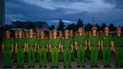 Các trường CAND phía Nam tiếp tục chi viện cán bộ, học viên hỗ trợ đồng bào vùng lũ
