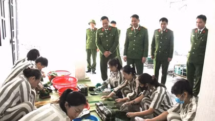 Hướng thiện để trở về…