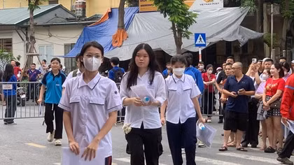 Gần 103.000 học sinh Hà Nội thi vào lớp 10