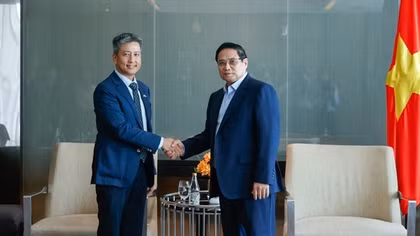 Thủ tướng tiếp đại diện 3 tập đoàn đầu tư hàng chục tỷ USD tại Việt Nam