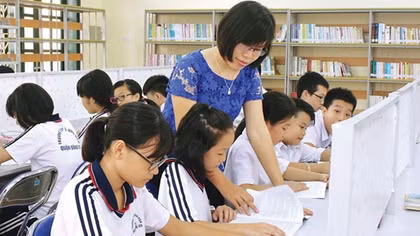 Tổ chức dạy 2 buổi/ngày đối với học sinh THCS và THPT: Cần có lộ trình triển khai phù hợp