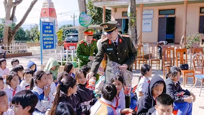 Hành trình của người lính trẻ mang tinh thần Anh hùng liệt sĩ Lý Tự Trọng