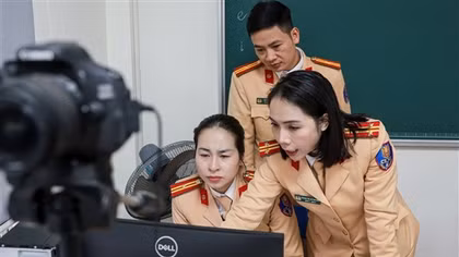 Cục CSGT hướng dẫn người dân đổi giấy phép lái xe online