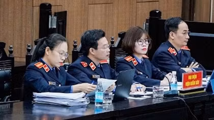 Cựu Phó Chánh án Phạm Việt Cường bị đề nghị mức án cao nhất từ 7 đến 8 năm tù