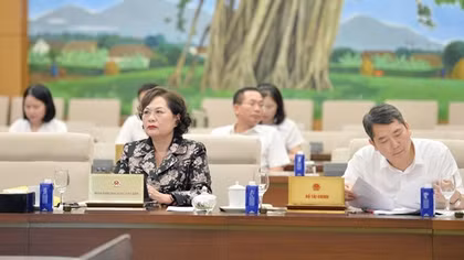 Cần nghiên cứu lộ trình xây dựng mức phí bảo hiểm tiền gửi