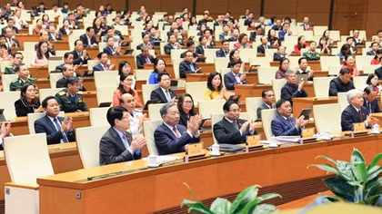 Bế mạc Kỳ họp bất thường lần thứ 9: Hoàn thành toàn bộ chương trình đề ra