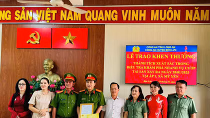 Phá án nhanh, Công an huyện Bến Lức được thưởng nóng ngày đầu năm