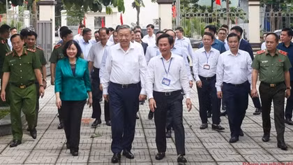 Tổng Bí thư Tô Lâm thăm, kiểm tra hoạt động chính quyền địa phương hai cấp tại Hà Nội