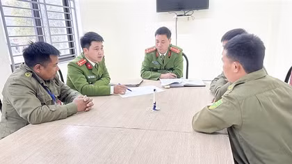 Khắc tuổi thanh xuân nơi biên giới