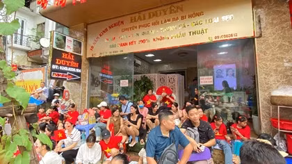 Những tấm lòng của người dân Thủ đô gửi đến bà con trong ngày sơ duyệt