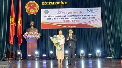 Trao giải Cuộc thi báo chí toàn quốc về ngành Tài chính
