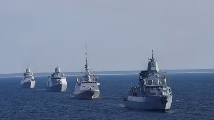 Cáp ngầm đứt liên tiếp, NATO đưa 10 tàu đến biển Baltic để bảo vệ