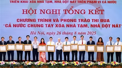 Chính phủ hoàn thành mục tiêu 334.000 căn nhà tạm được xây mới, HDBank chung tay đóng góp trên 2.600 căn