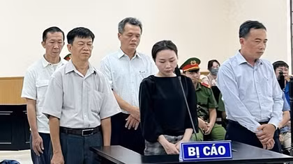 Nhiều cựu cán bộ ngân hàng lĩnh án tù vì thiếu trách nhiệm gây hậu quả nghiêm trọng