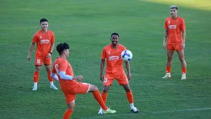 Hậu vệ CLB Bóng đá Công an Hà Nội "chia sẻ buồn vui" sau trận chung kết Champions league