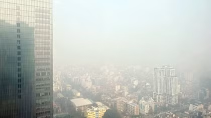 Giải pháp nào để Hà Nội thoát cảnh ô nhiễm không khí “nhất thế giới”?