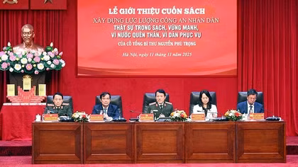 Cuốn sách của cố Tổng Bí thư Nguyễn Phú Trọng là kim chỉ nam, định hướng cho toàn lực lượng CAND
