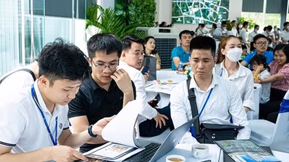 Báo động “tiền thật, học giả” các khóa học môi giới bất động sản