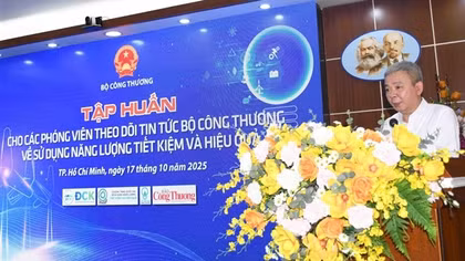 Tập huấn truyền thông về sử dụng năng lượng tiết kiệm và hiệu quả