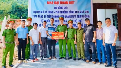 Phó Trưởng Công an xã vận động xây dựng mái ấm cho người dân có hoàn cảnh khó khăn