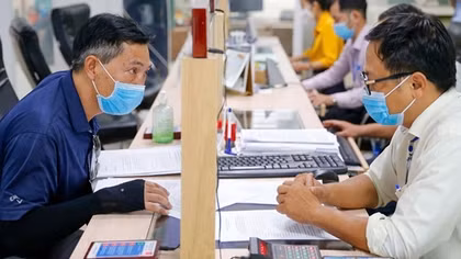 Nghỉ hưu trước tuổi khi sắp xếp bộ máy: Tỷ lệ hưởng lương hưu được tính thế nào?