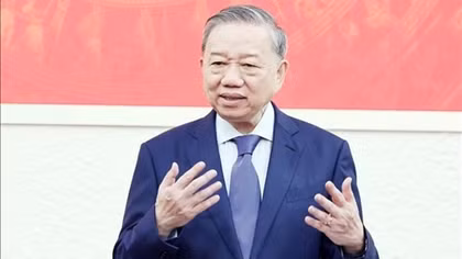 Cuộc cách mạng “chậm trễ là có lỗi với nhân dân”