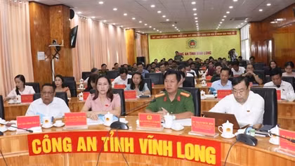Công an Vĩnh Long tổ chức hội thảo lấy ý kiến về các dự án Luật, Pháp lệnh