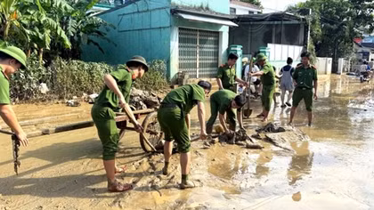 34 người chết, mất tích do mưa lũ miền Trung