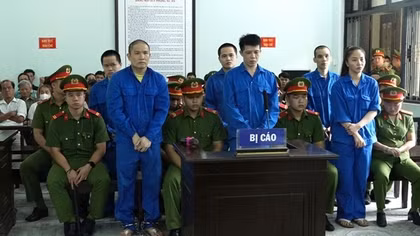 6 bị cáo trong đường dây mua bán ma túy do vợ chồng Tuấn- Lan cầm đầu lĩnh án