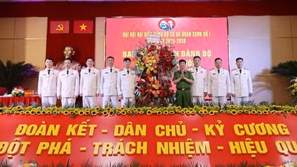 Đoàn Cảnh sát đặc nhiệm số 1 xây dựng tổ chức Đảng vững mạnh về chính trị, tư tưởng và tổ chức