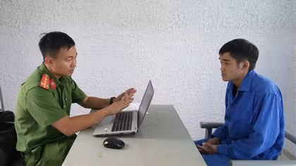 Gây án mạng chỉ vì câu hỏi “nhìn cái gì vậy?”