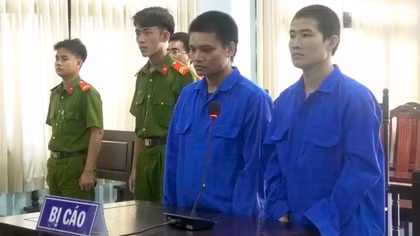 Hành hung CSGT đang làm nhiệm vụ, hai đối tượng có “lý lịch đen” lãnh án