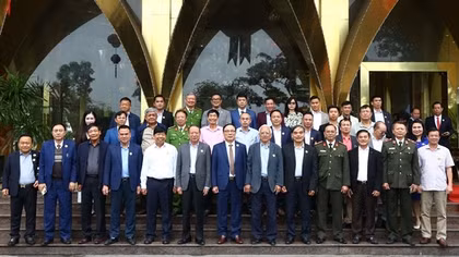 Xây dựng hàng chục căn nhà nghĩa tình tặng đồng đội
