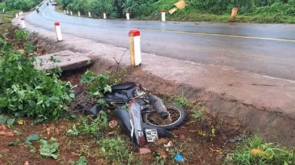 Hai nữ sinh tử vong dưới mương thoát nước
