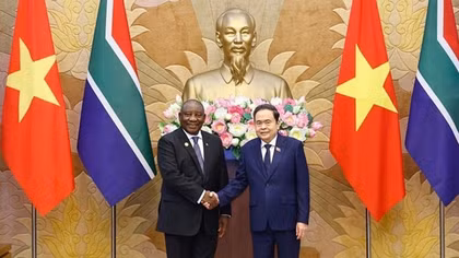 Chủ tịch Quốc hội hội kiến Tổng thống Nam Phi Matamela Cyril Ramaphosa