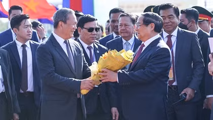 Thủ tướng Phạm Minh Chính cùng Thủ tướng Campuchia khai trương cặp cửa khẩu quốc tế mới
